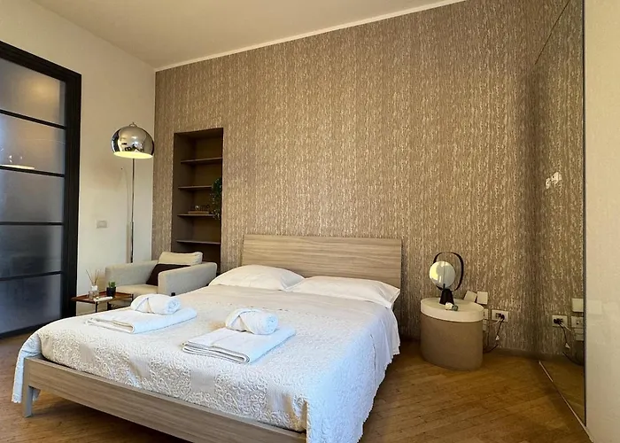 Central Penthouse 5 Minutes From Duomo