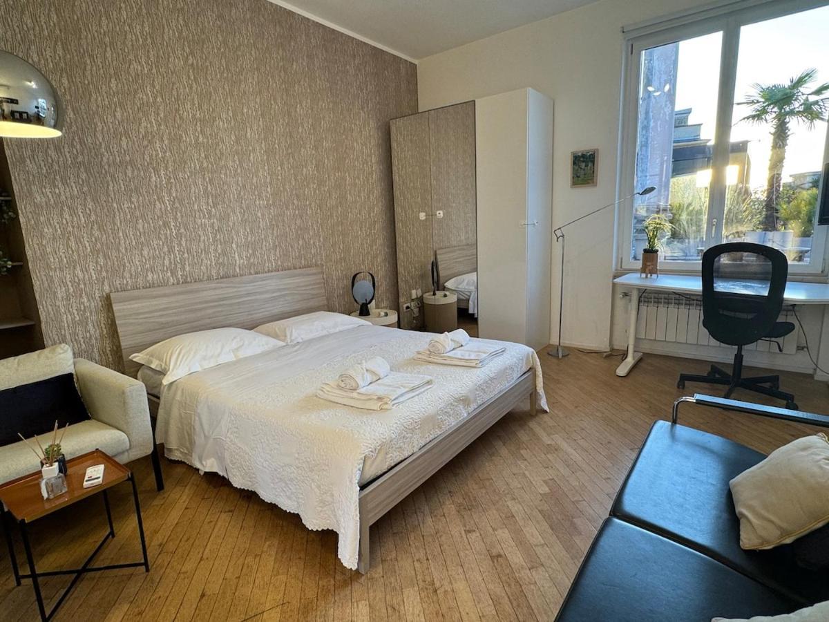 Apartment Penthouse 5 Minutes From Duomo Mailand